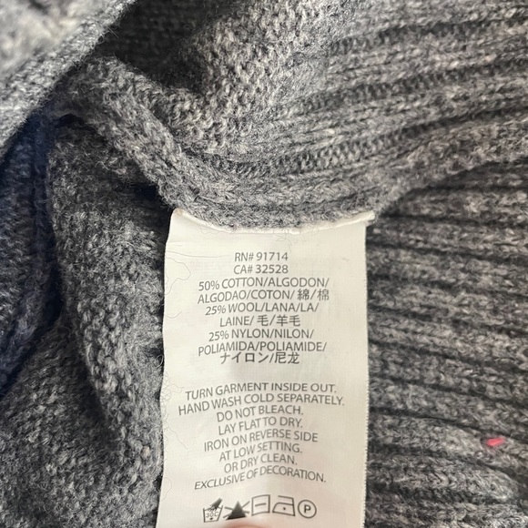 Armani Exchange Tunic Sweater - size M - like new condition - Picture 5 of 7